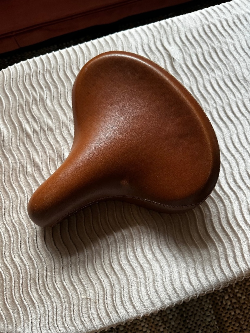 Velo Oversized Soft Faux Leather Unity Bike Saddle Seat Shock Absorber springs